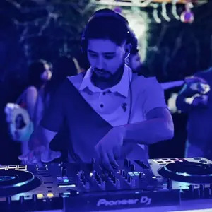 Bourget - BE THE DJ